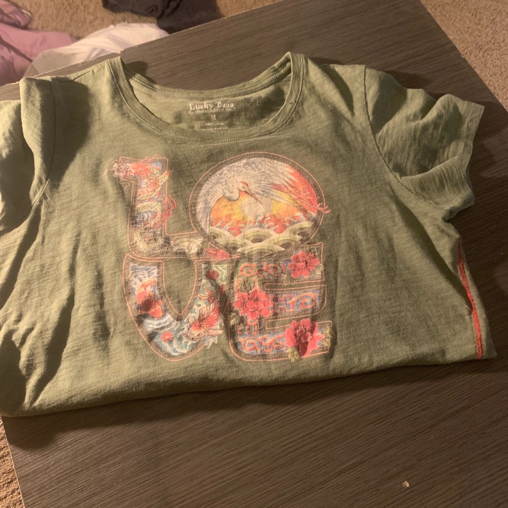 Super soft lucky brand T